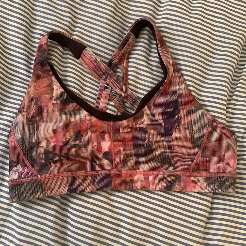 LULULEMON sports bra